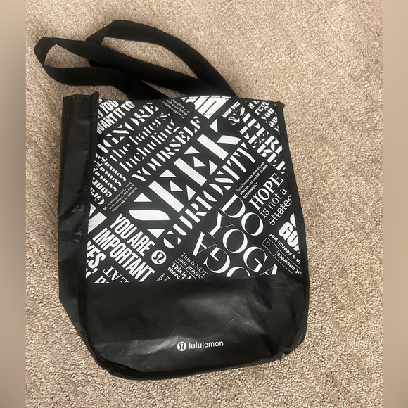 Lululemon - black small tote - Picture 2 of 8